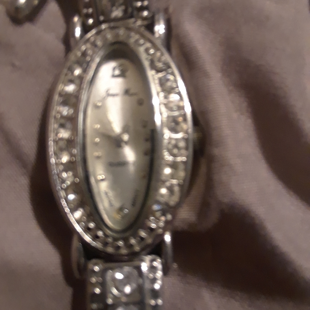 Watches - Picture 2 of 3